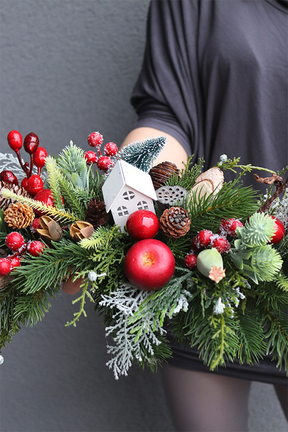 Lasek Bożonarodzeniowy, świąteczna girlanda na stół