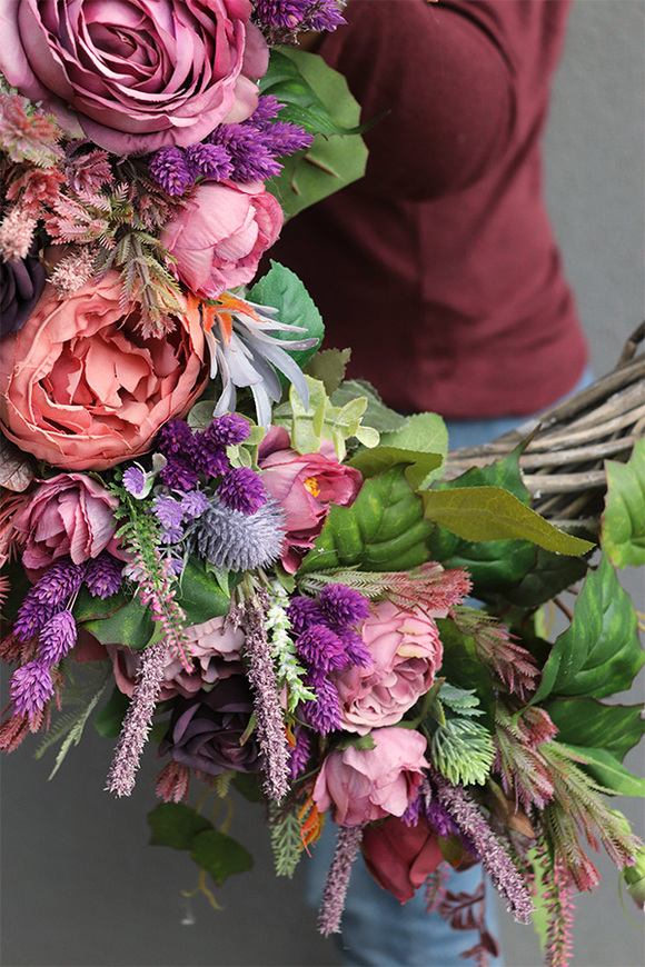 Liliowe 2, asymetryczny wianek do powieszenia