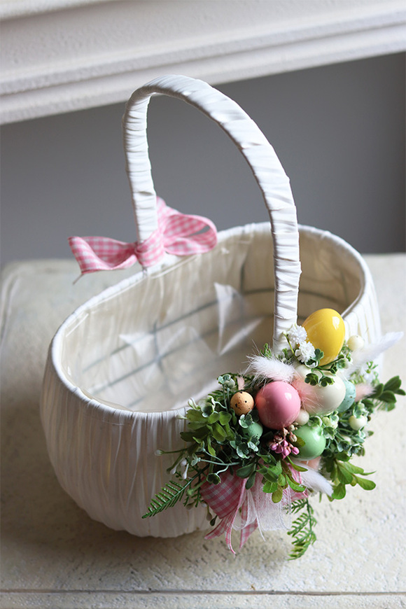 Pastelis, dekorowany koszyczek wielkanocny