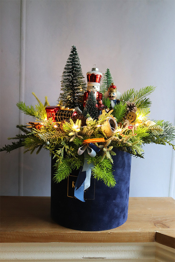 Childhood Big Dark Blue, flowerbox świąteczny LED