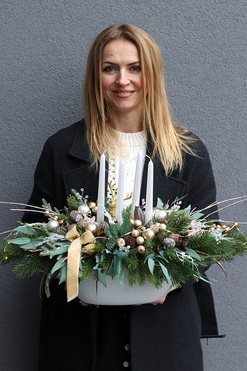 Złote Reny, adwentowy stroik ze świecami LED, wym.37x64x30cm