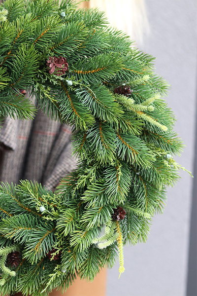 Naturalne Święta, świąteczny wianek iglasty