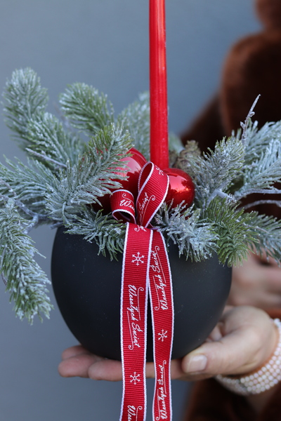 Minimal, świąteczny stroik ze świecą