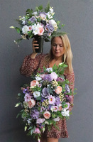 Violet Herrera, kompozycja nagrobna w misie