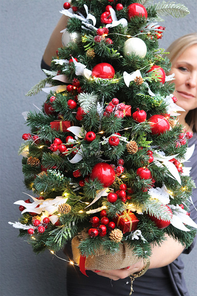 Czerwone Święta, choinka dekoracyjna LED
