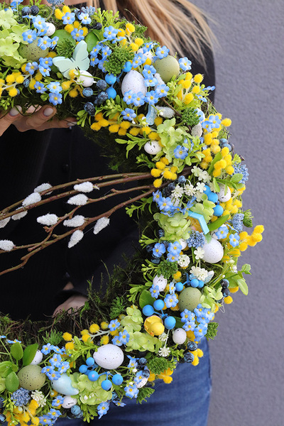 Spring Design, wiosenny wianek na drzwi