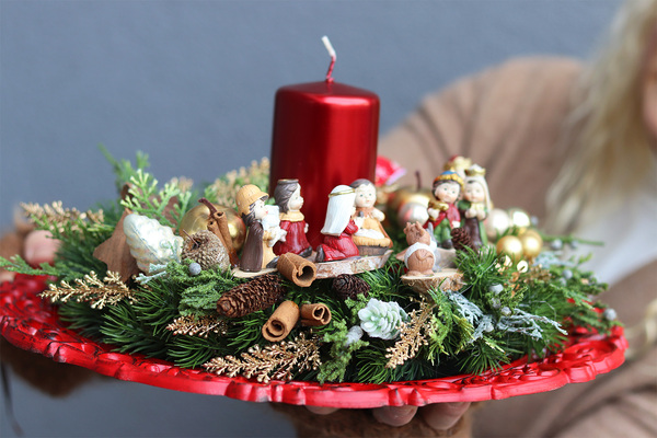 Christmas Felice, stroik świąteczny na talerzu