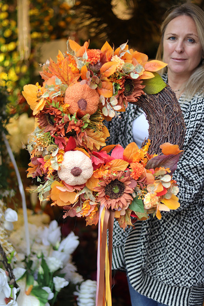 Nastała Jesień, asymetryczny jesienny wianek na drzwi