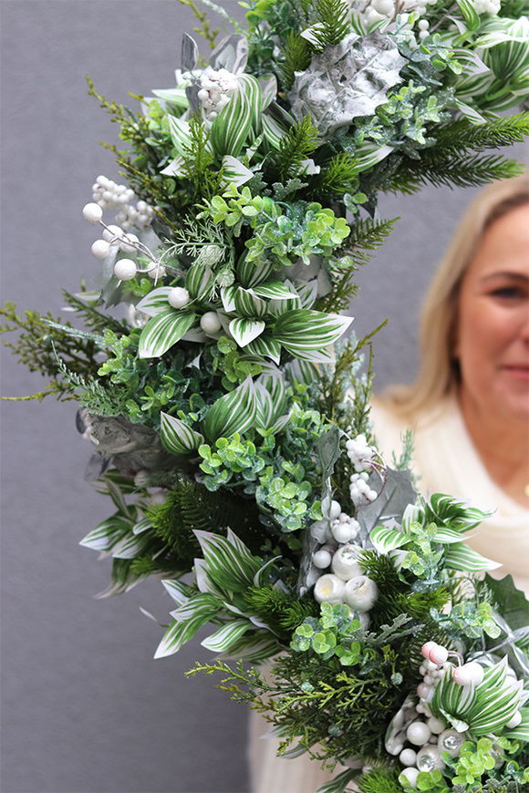 Winter World, zimowa girlanda z jagodami