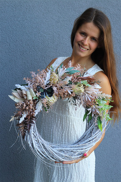 Boho Galante, wianek dekoracyjny z motylem, śr.46cm 