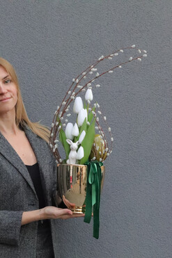 Wielkanocne Złotko, stroik wielkanocny z tulipanami, wys.66cm