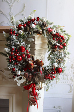 Rudolfik, zimowy wianek z reniferami, śr.42cm 