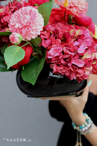 Flamos, kompozycja nagrobna w naczyniu