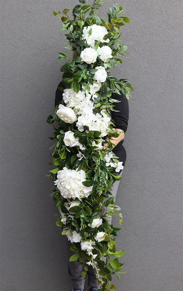 White Love, elegancka girlanda ze sztucznych kwiatów