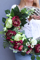 Bordore, asymetryczny wianek kwiatowy