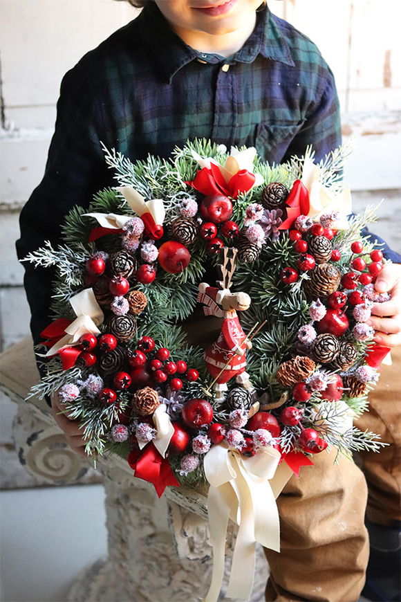 Na Nartach, wianek zimowy z reniferem, śr.35cm