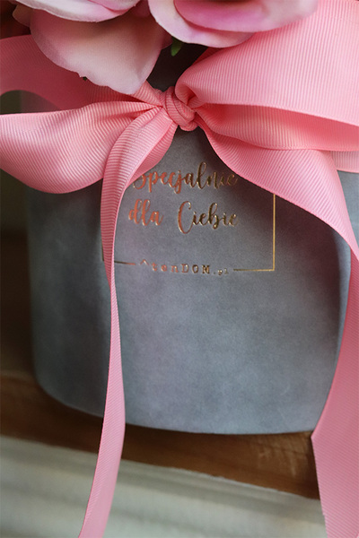 Jubileo Sorella 2, flowerbox na prezent 50 Róż