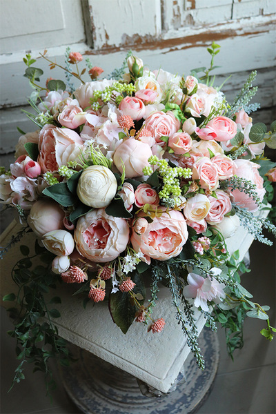 bardzo elegancka kompozycja kwiatowa, Eligia New, wym.30x42cm