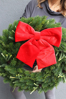 Natural Christmas Velvet, iglasty wianek z kokardą