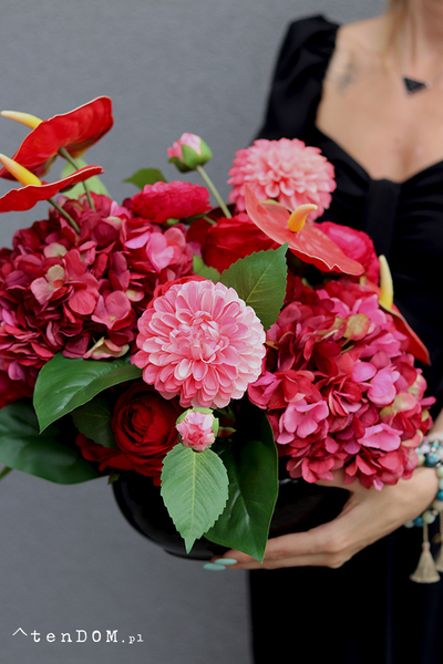 Flamos, kompozycja nagrobna w naczyniu