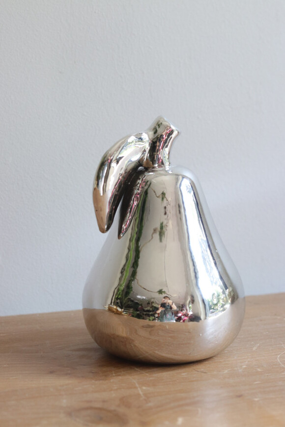 Gruszka Moon, figurka ceramiczna