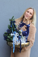 Granatowy Jeleń, świąteczny stroik zimowy