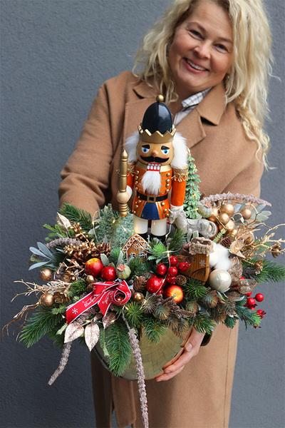 Dziadek do Orzechów Gold, stroik świąteczny