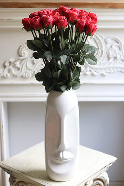 Dusty Pink Roses, kompozycja kwiatowa róże w wazonie (27 szt.), wys. 69cm 