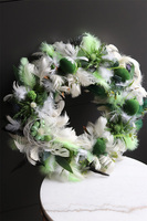 Wielkanoc w domu, wiosenny wianek dekoracyjny