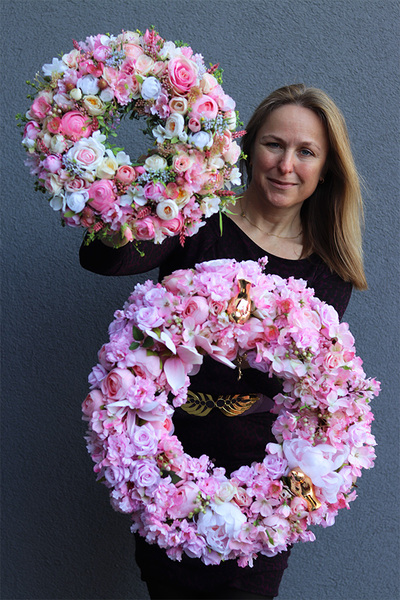 Arabeska 2, bogaty pastelowy wianek na drzwi, śr.34cm