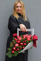 Świąteczna Nowina, gwiazdkowa kompozycja nagrobna w koszu