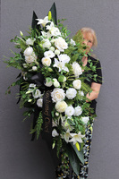 Memorieta, kompozycja / wiązanka pogrzebowa z wstęgą, dł.120cm