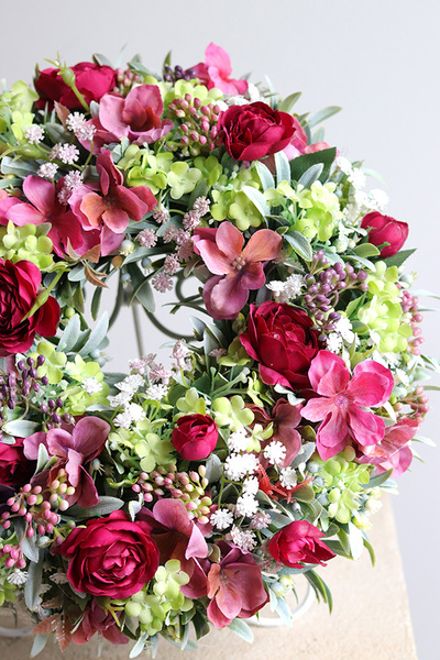 Martyna, kwiatowy wianek na drzwi