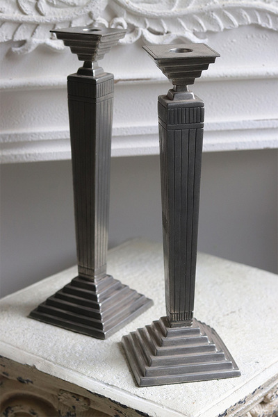 Egypt, metalowy świecznik