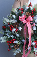 Redis, zimowy wianek na drzwi