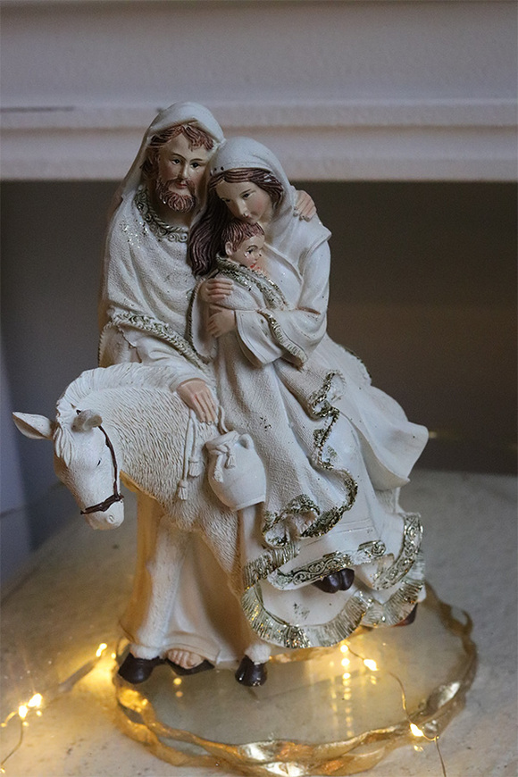  OD RĘKI Szopka z Osiołkiem, bożonarodzeniowa figurka