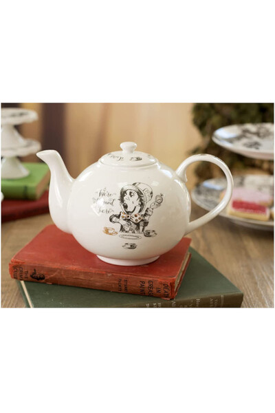 Alice in Wonderland, porcelanowy dzbanek