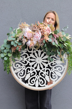 OD RĘKI Sand Flowers 3, dekor ścienny z kwiatami, śr.80cm