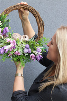 Króliczek Violet, wiosenny wianek z zajączkiem