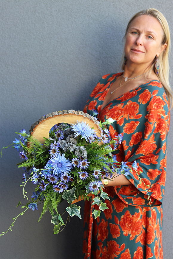 Meruta Angels, dekoracja nagrobna na plastrze drewna