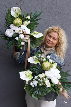  Luksuria Easter, bukiet nagrobny we wkładzie do wazonu, dł.63cm 