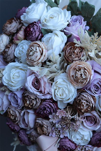 Mortario Delania, bogata wiązanka nagrobna serce