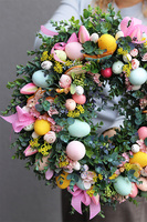 Heste, wielkanocny wianek na drzwi z jajkami