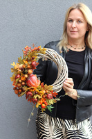 U Doroty, elegancki asymetryczny wianek jesienny, śr.34cm