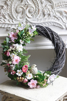 Wiosenny Powiew, asymetryczny wianek z ptaszkiem