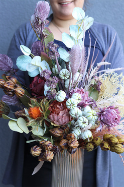 Fall Extra 2, jesienna kompozycja kwiatowa w wazonie, wys.65cm  