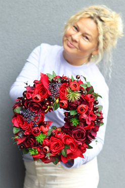 Czerwona Milanda 2, piękny wianek na drzwi, śr.32cm 