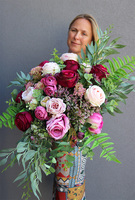 Buellia, bogaty bukiet nagrobny we wkładzie, dł.45cm 