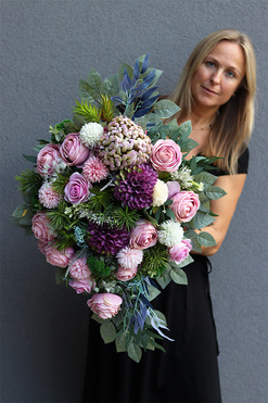 Kerrata New, pastelowa dekoracja nagrobna w misie, dł.75cm  