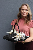 Katie, brązowy koszyczek wielkanocny